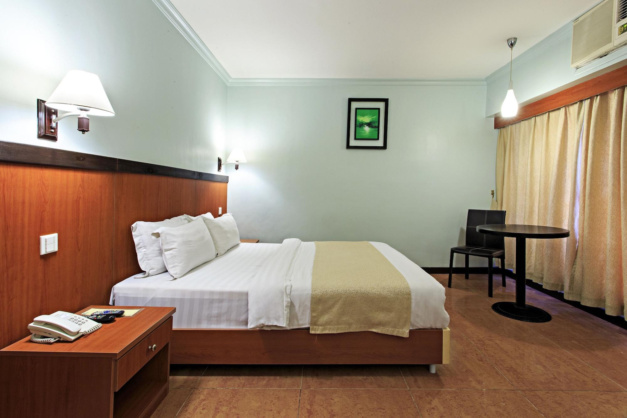 The Orchard Cebu Hotel & Suites Powered By Cocotel Exterior photo