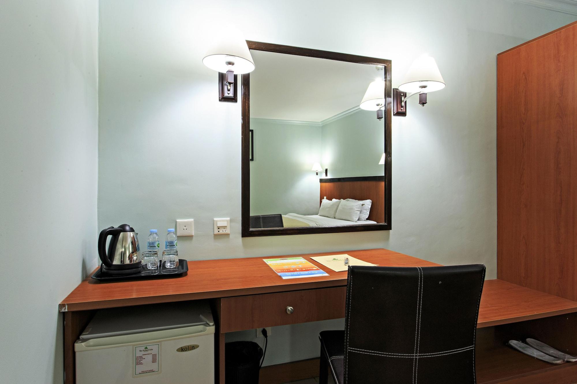 The Orchard Cebu Hotel & Suites Powered By Cocotel Exterior photo