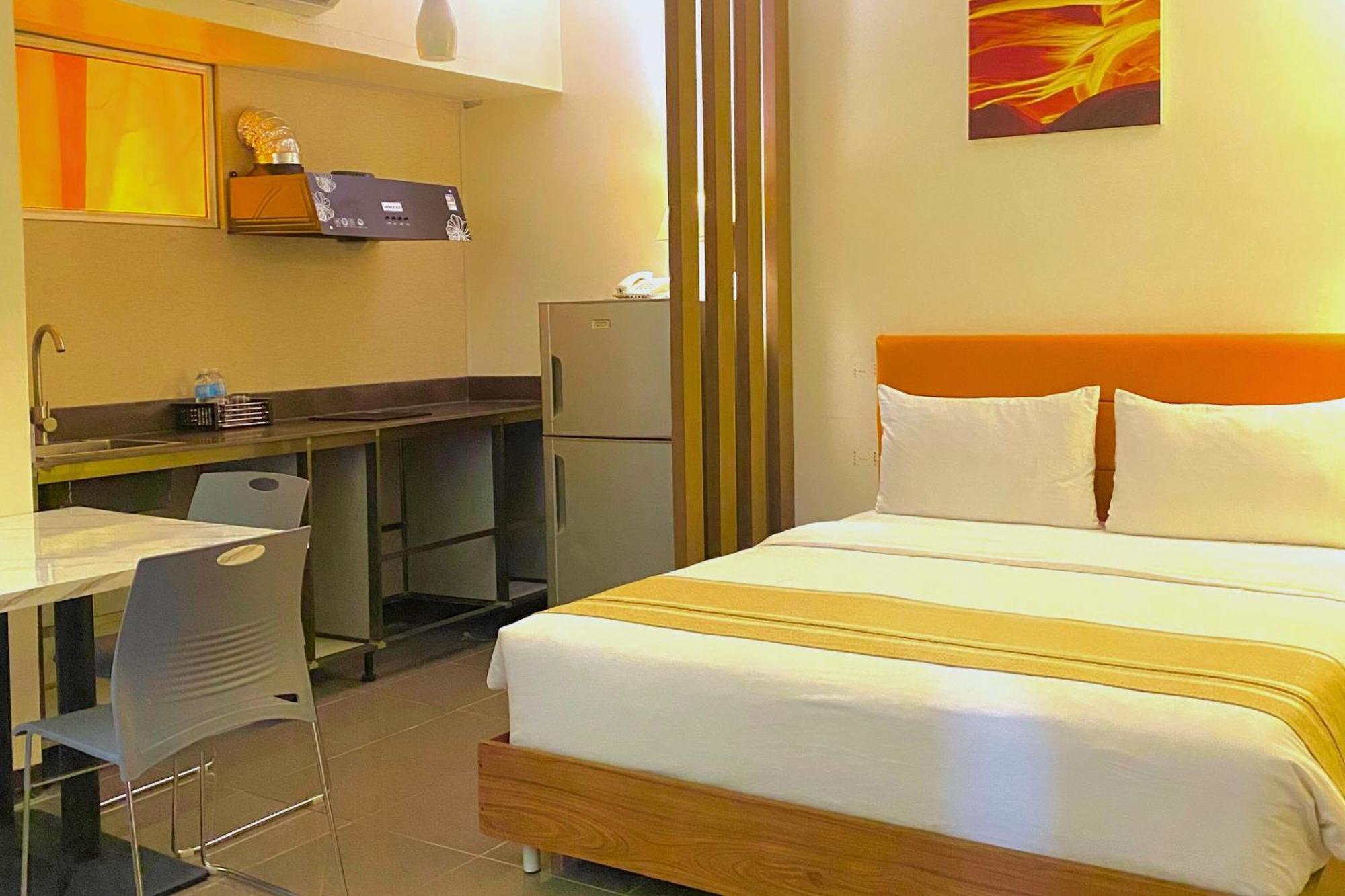 The Orchard Cebu Hotel & Suites Powered By Cocotel Exterior photo