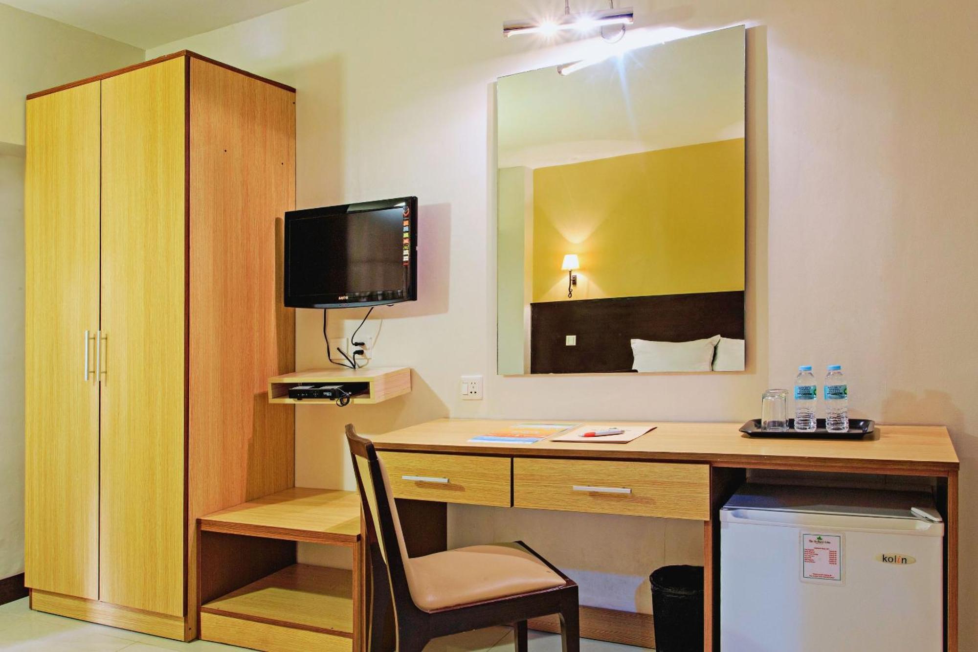 The Orchard Cebu Hotel & Suites Powered By Cocotel Exterior photo